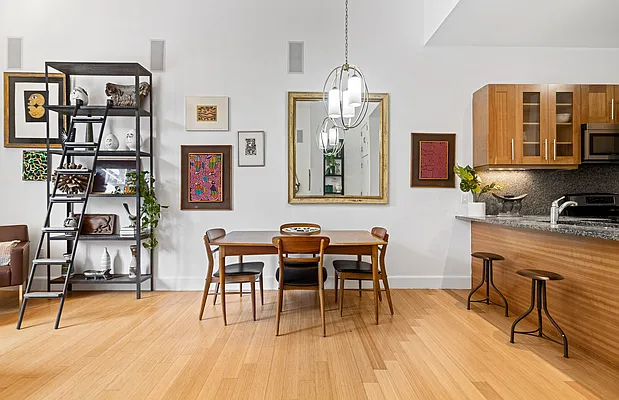 Sold by Compass | media 5