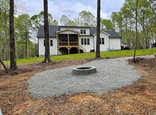 1077 Rollins Mill Rd, Holly Springs, NC 27540