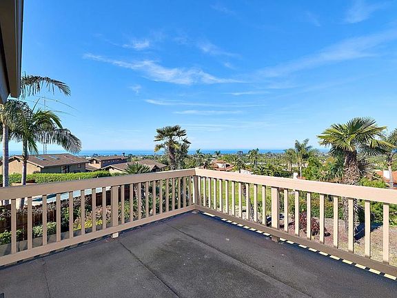 4th image of 1068 Passiflora Ave