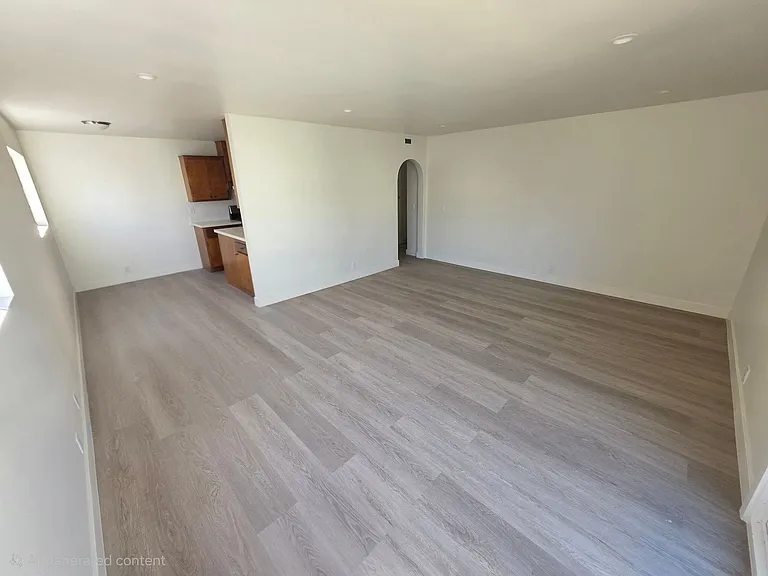 112 2nd St — Photo 3