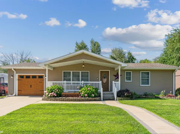 317 Kimberly Dr, West Burlington, IA 52655