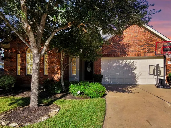 19230 Mustang Pointe Ln, Richmond, TX 77407