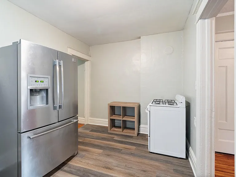 32 Sanford St #32A — Photo 8