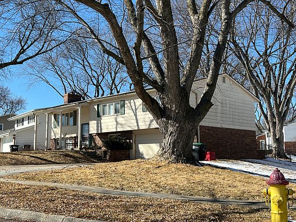 2nd image of 13584 Shirley St