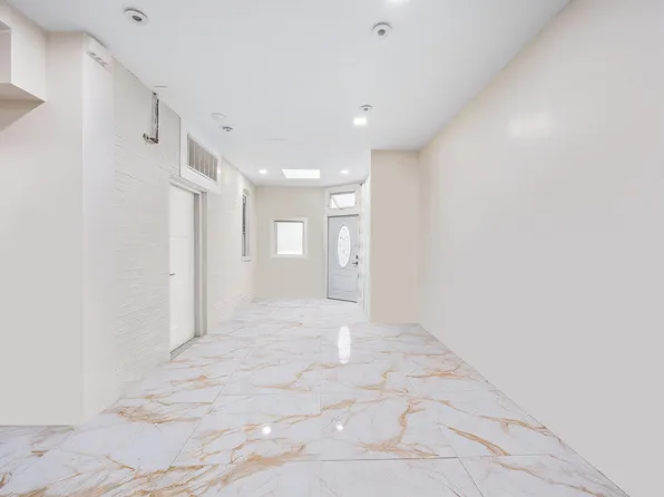 21 Thames Street image 3 of 16