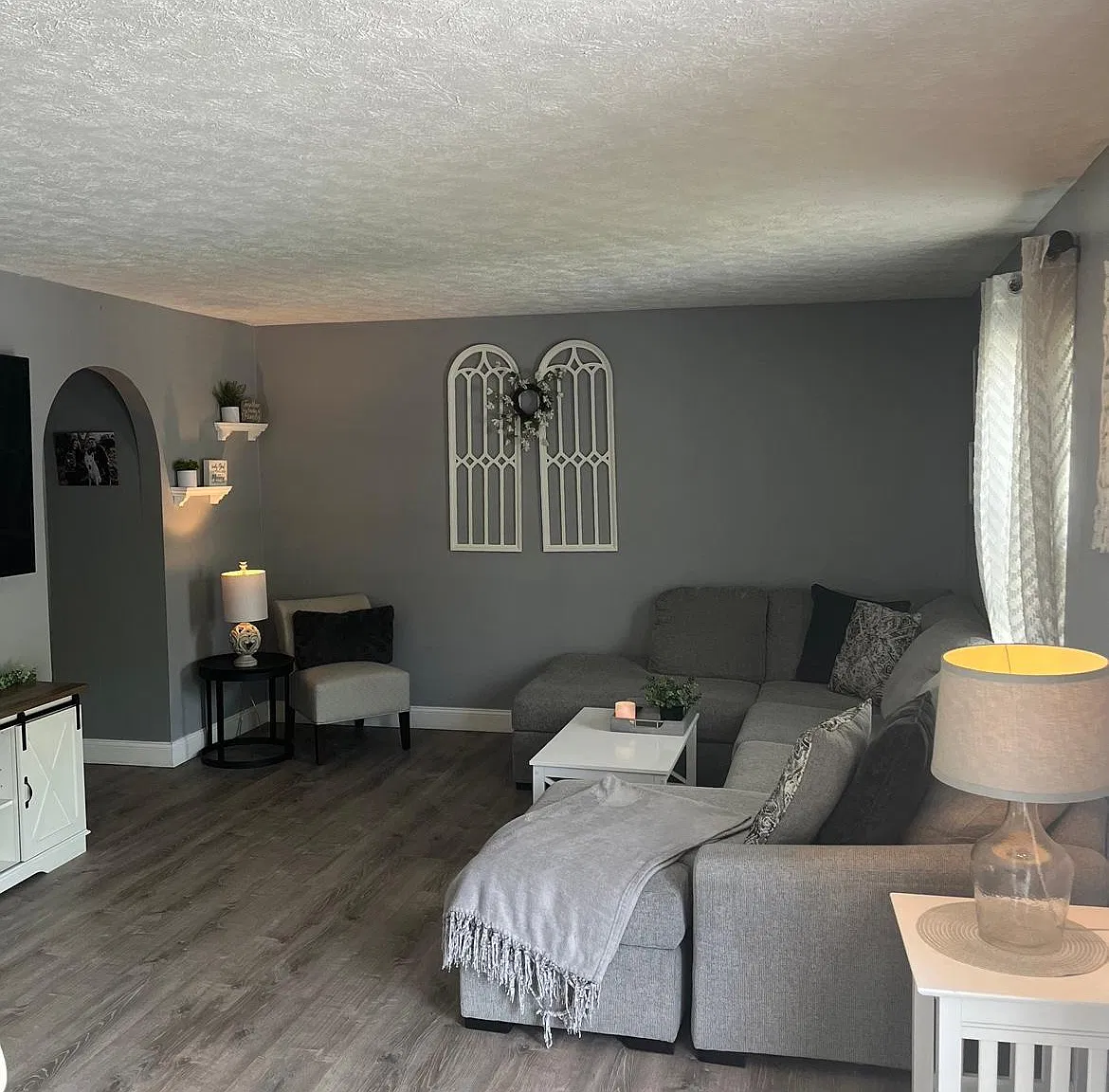 3 bed, 2.5 bath, 1524 sqft, $2,100 — Photo 4