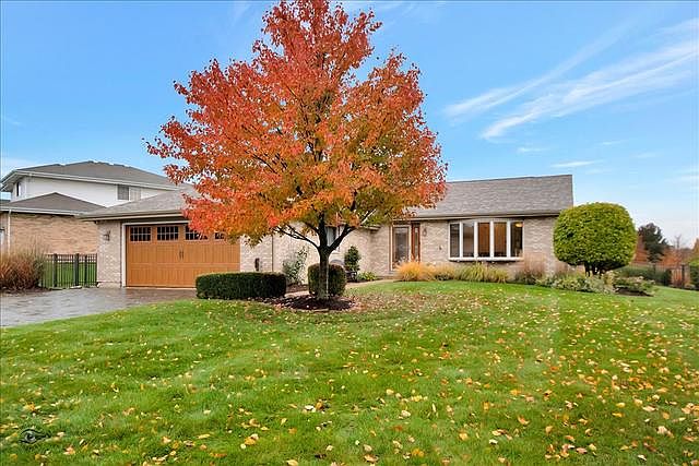 1st image of 2620 Bluestone Bay Dr