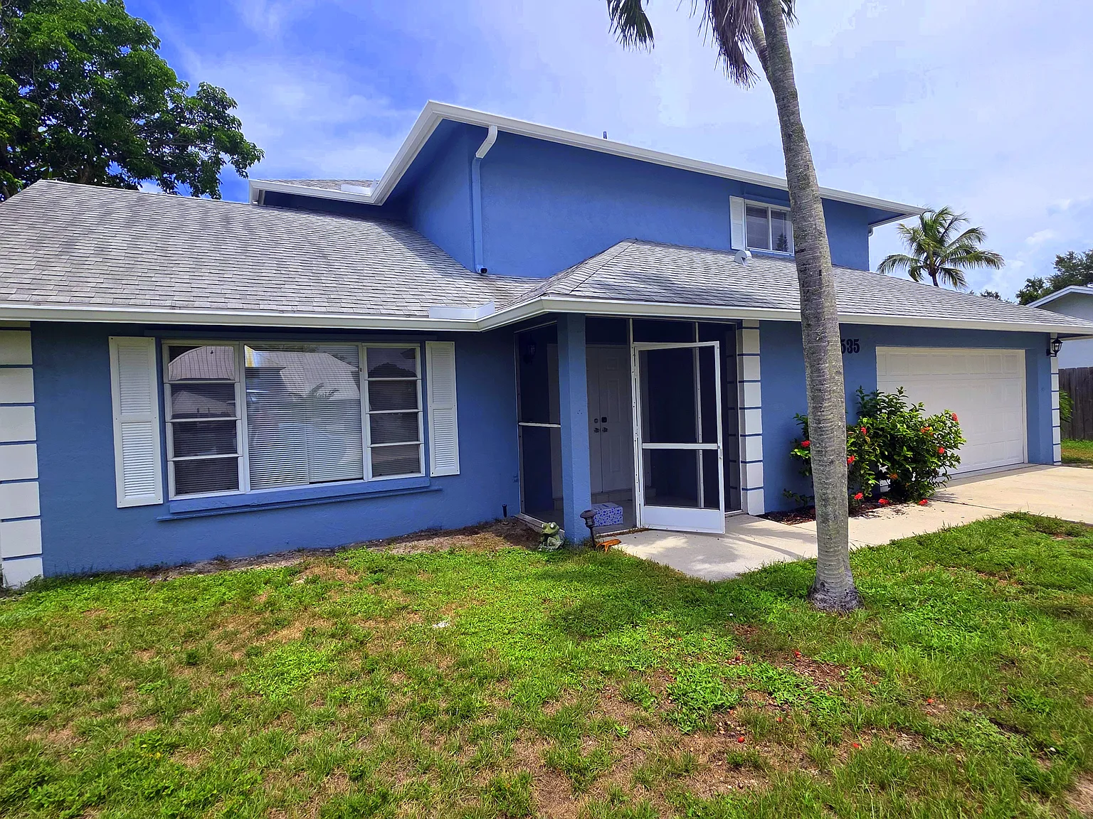 4 bed, 2.5 bath, 2193 sqft, $4,200 — Photo 2