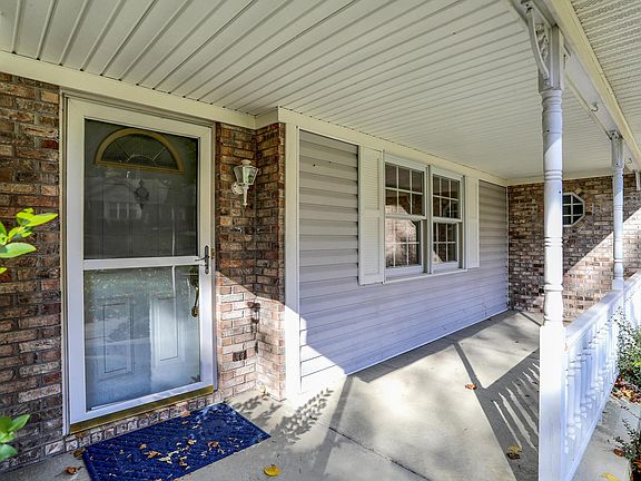 5th image of 154 N Wildwood Trl