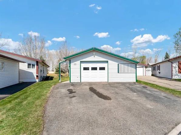 1600 Strachan Rd SE #33, Medicine Hat, AB T1B 4M3