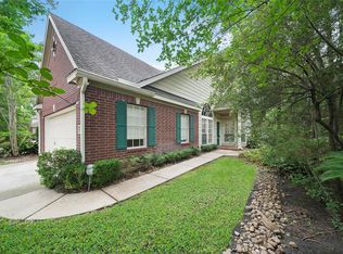 170 N Magnolia Pond Pl, The Woodlands, TX 77381