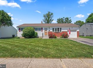 34 Fenway Rd, Hamilton, NJ 08620