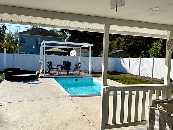 3rd image of 7216 9th Ave N #7216