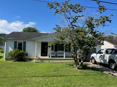 2020 E Main St, Greenup, KY, 41144