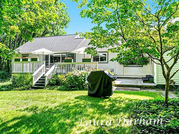 2nd image of 6533 Clearbrook Dr