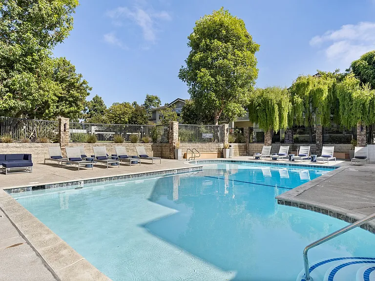 Via Ventura Apartments — Photo 8