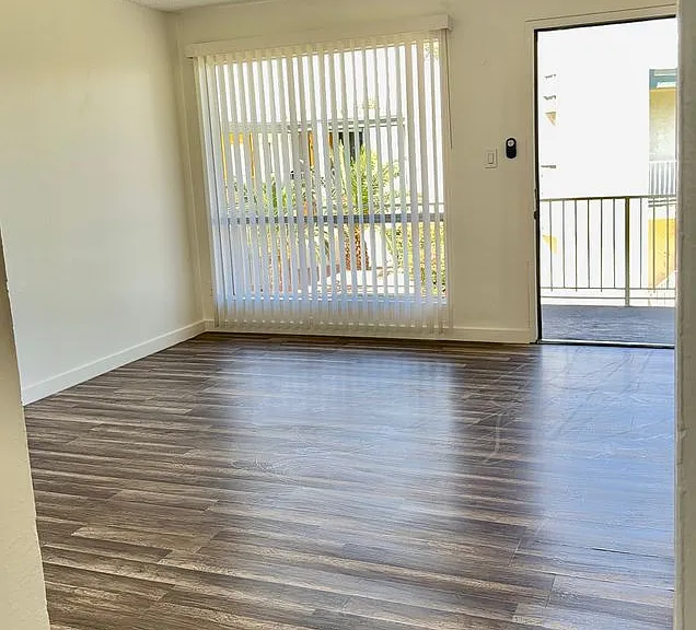 Park West Apartments — Photo 57