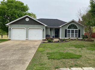 209 Approach Dr, Harrison, AR 72601