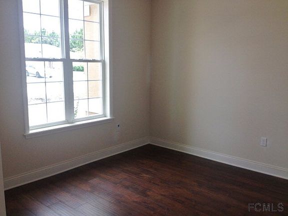 5th image of 7 Watkins Pl