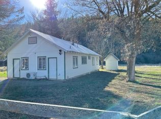 11918 Scarface Rd, Fort Jones, CA 96032