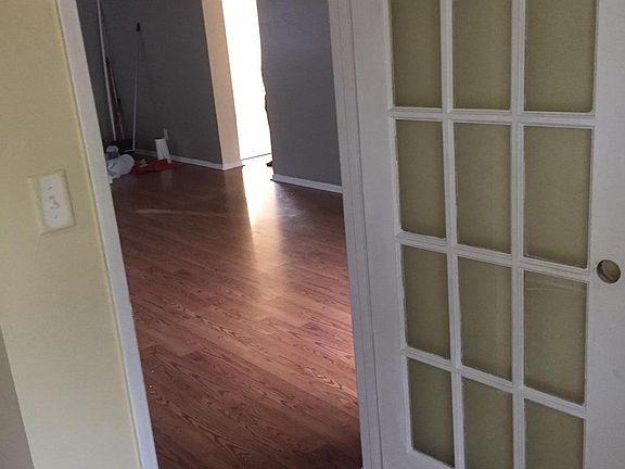 3rd image of 306 Gardens Dr APT 204