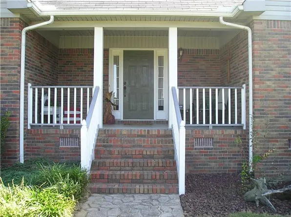 3930 Cambridge Ct, Culleoka, TN 38451