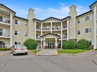 72 SW Quigley Dr #115, Cochrane, AB T4C2K6