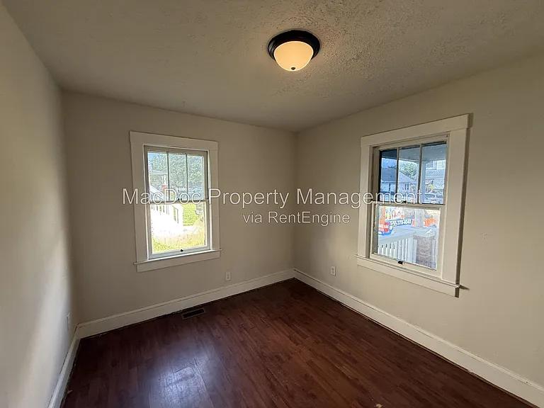 138 Mansfield St — Photo 5