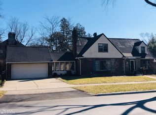 344 Kercheval Ave, Grosse Pointe Farms, MI 48236
