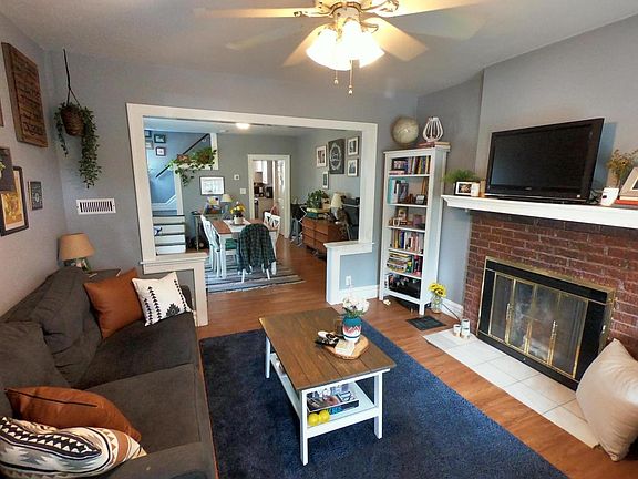3rd image of 234 E Hudson St #234