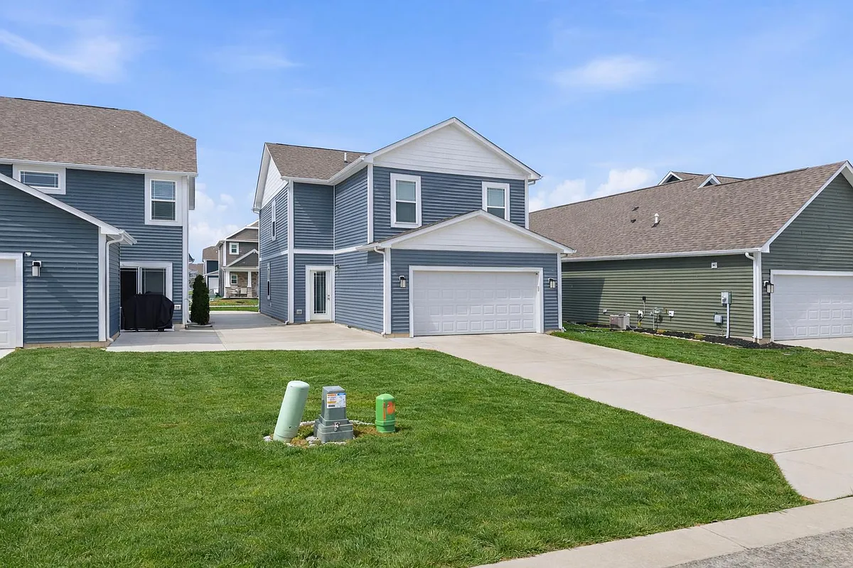 Property Photo - 2557 Plano Dr