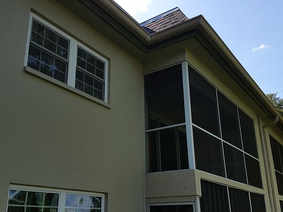 Rear Screened Patio