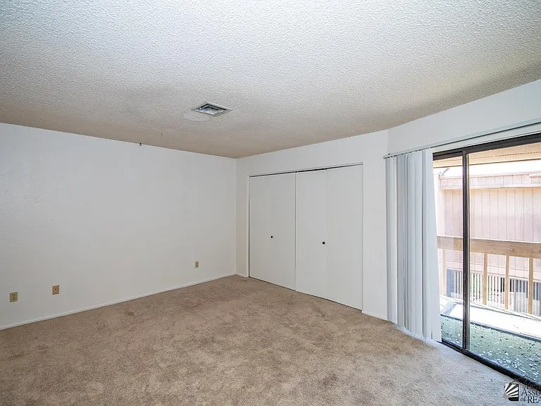 833 S Avenue A #32 — Photo 10