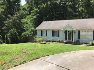 7301 Barberry Ct, Raleigh, NC 27615