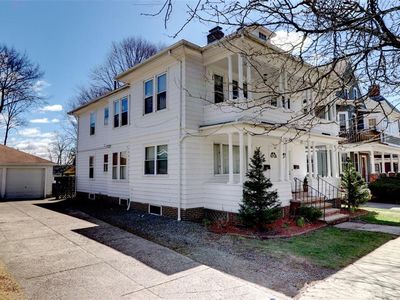 671-673 Hope St, Providence, RI, 02906