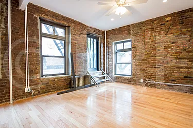 Rented by Twyford Real Estate
