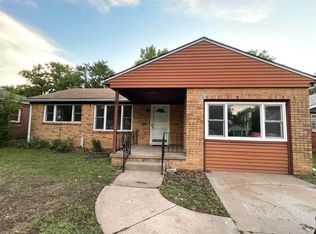 929 Lexington Rd, Wichita, KS 67218