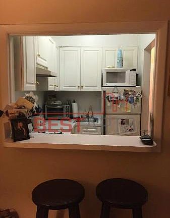 2nd image of 336 E 73rd St APT 4A