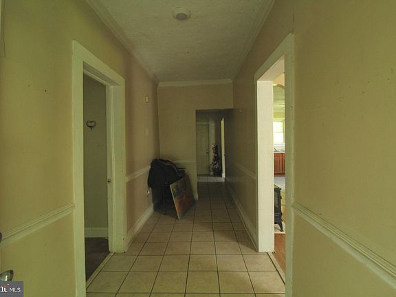 4th image of 312 Mabin St