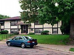 901 4th St NE, Minneapolis, MN 55413