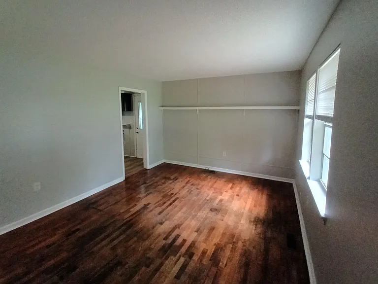 25 Almo Dr — Photo 4