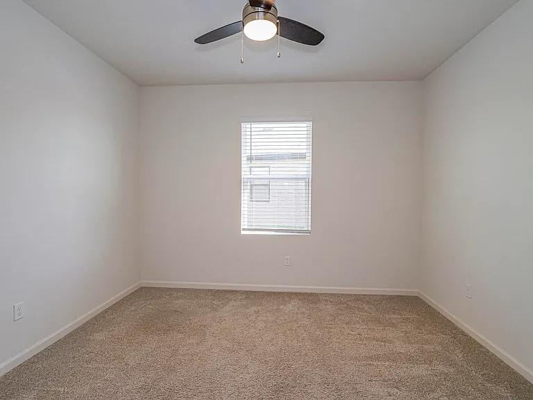 4103 Keeson Cir — Photo 22