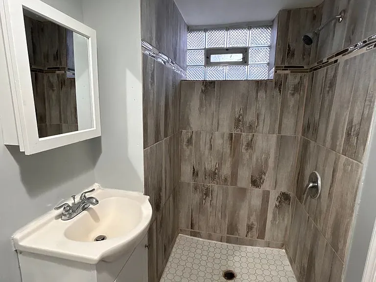 1409 Nicolay Way — Photo 12