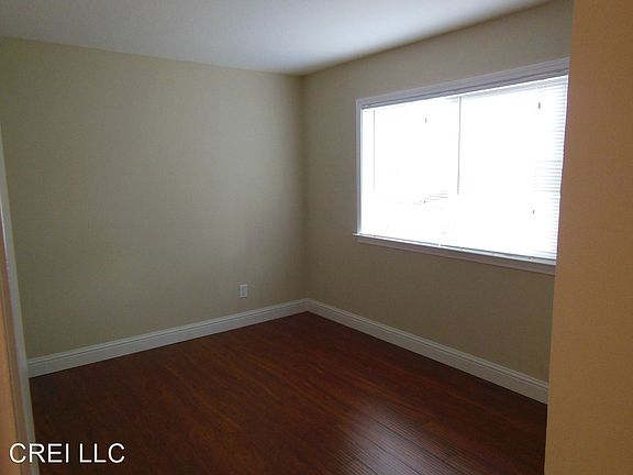 4th image of 1207 Hopkins Ave APT 12