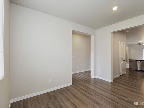4th image of 8521 13th Avenue E