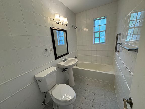 5th image of 5765 SW 48th St
