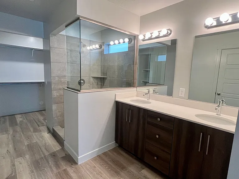 6028 S Ersa Ln — Photo 5