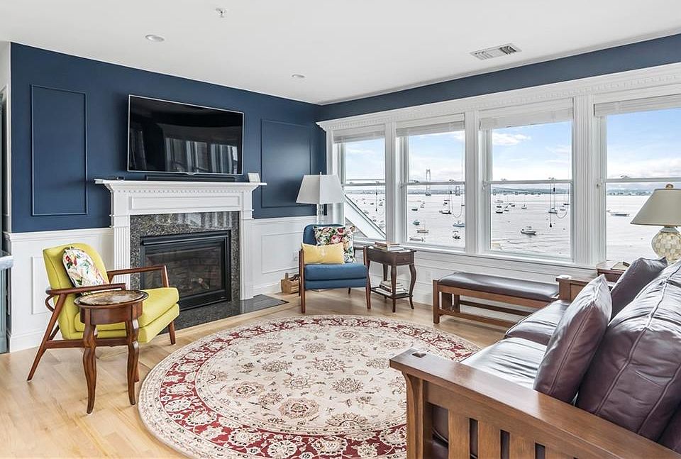 1st image of 53 Conanicus Ave APT 4C