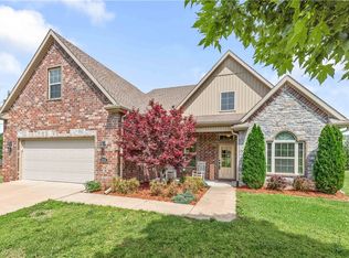 18950 Harmon Rd, Fayetteville, AR 72704