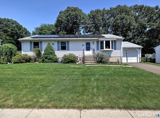160 Tanglewood Drive, Hamden, CT 06518